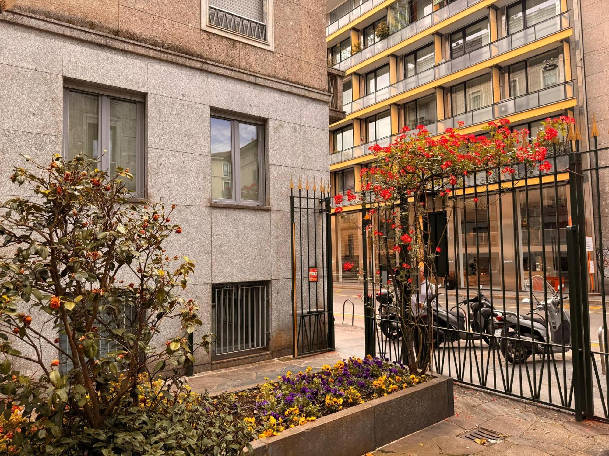 San Babila Design Apartment R&R ミラノ エクステリア 写真